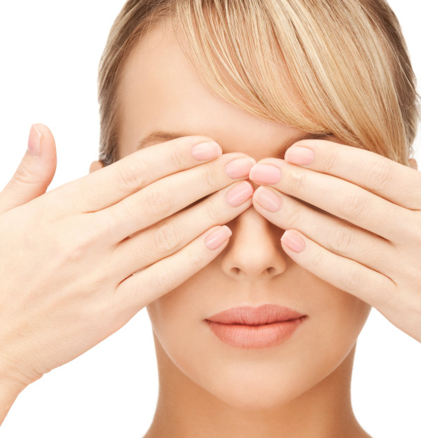 Augenringe unterspritzen München - Dr. Juliane Habig